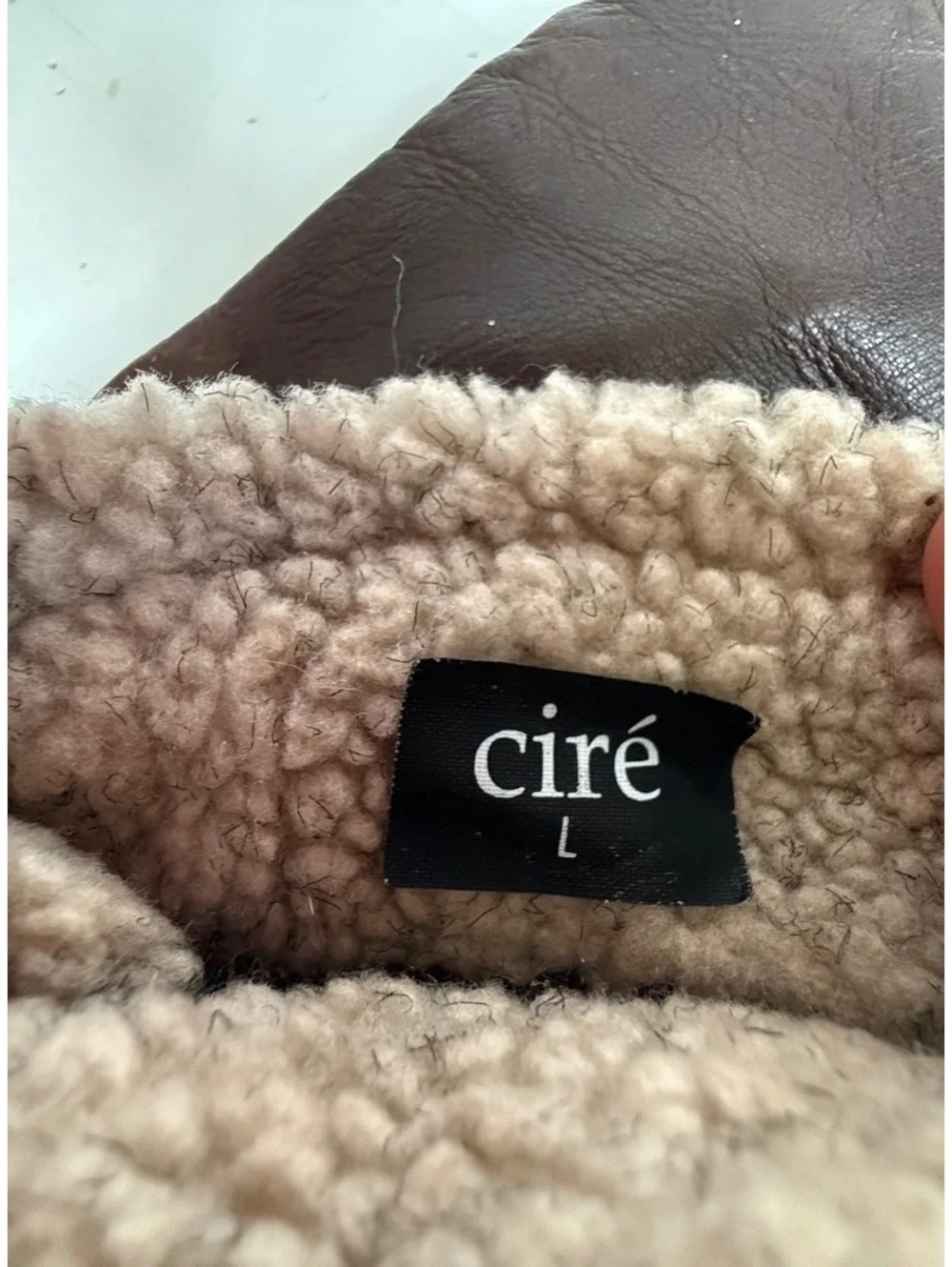 ciré Large Brown Leather Gloves with Sherpa Lining